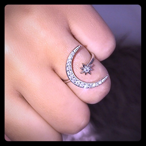 (1 GOLD LEFT!) 18k Gold over S925 Crescent Moon & Star Ring - Picture 10 of 15